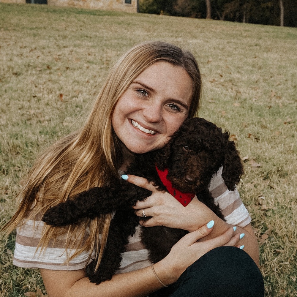 Meet your Posher, Claire